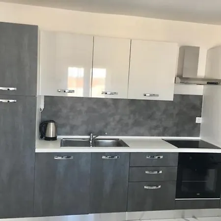 Niel Apartmán